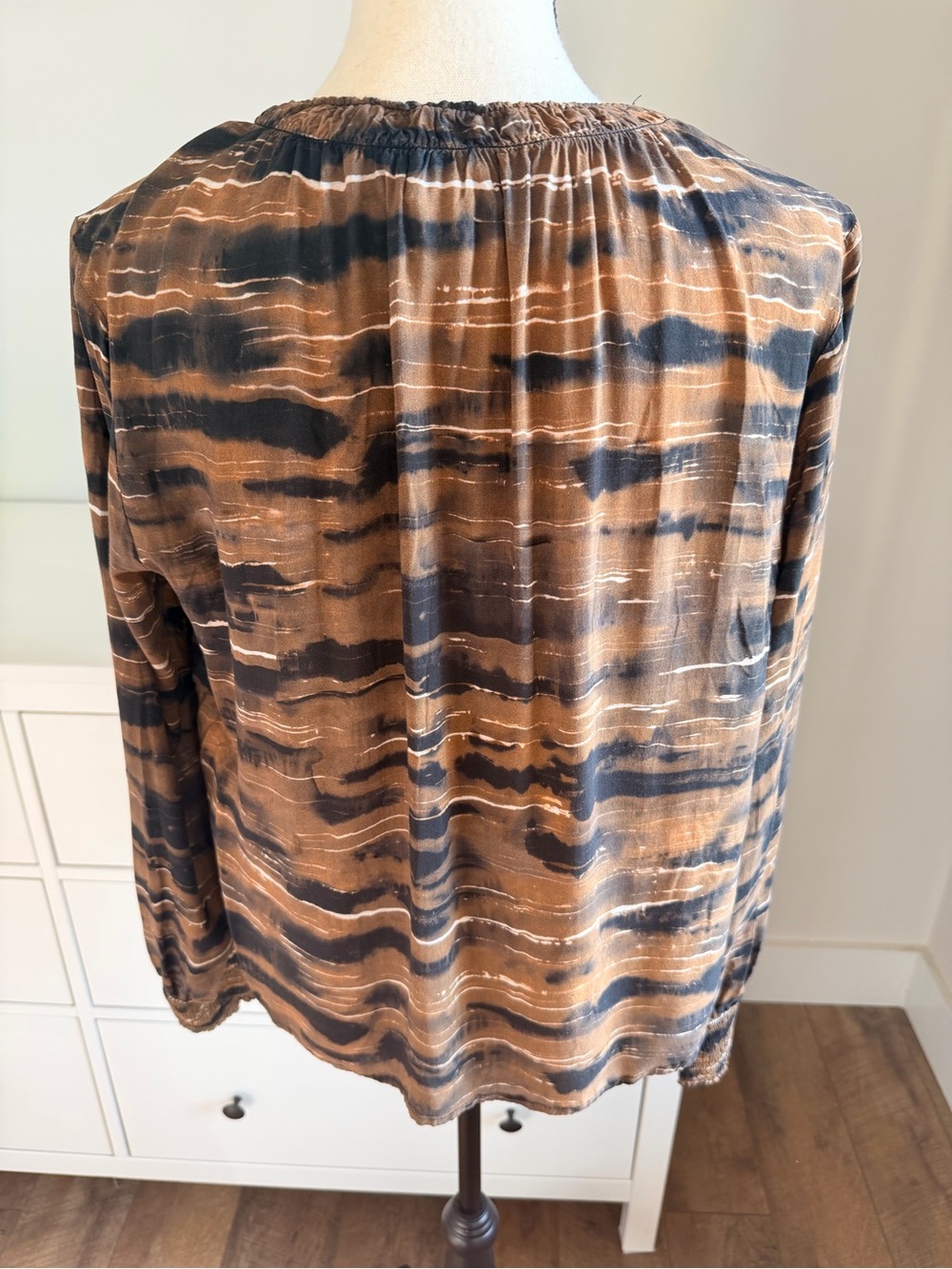 Cloth & Stone - Women’s Long Sleeve Blouse - Picture 3 of 5